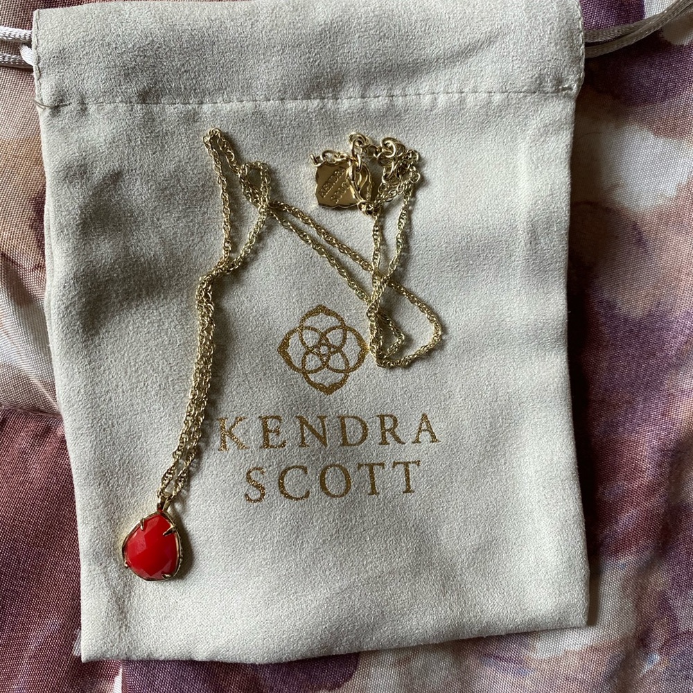 Kendra Scott Necklace
